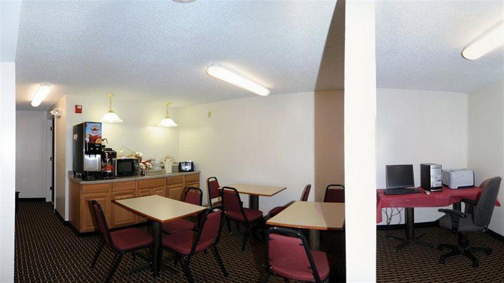 Knights Inn Columbus/Franklinton Extérieur photo