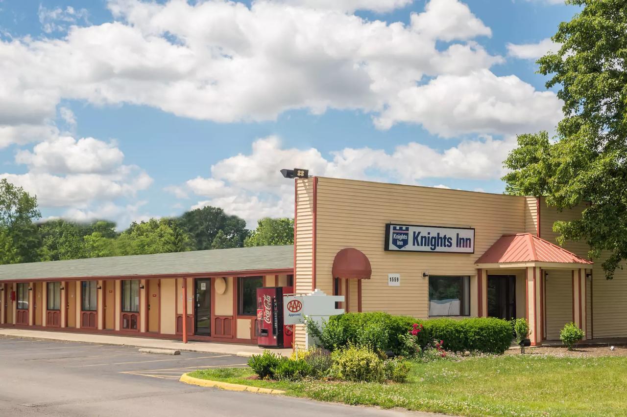 Knights Inn Columbus/Franklinton Extérieur photo