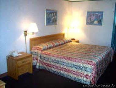 Knights Inn Columbus/Franklinton Extérieur photo