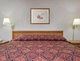 Knights Inn Columbus/Franklinton Extérieur photo